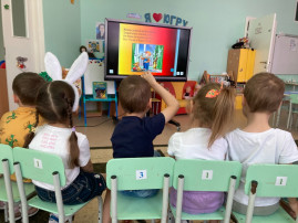 Статическое электричество Статическое электричество.